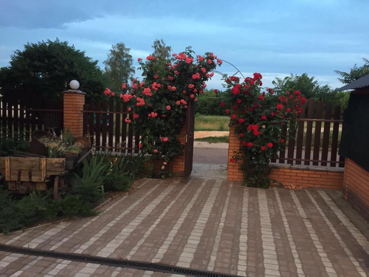 Мотельный Комплекс Телега Sula Ngoại thất bức ảnh